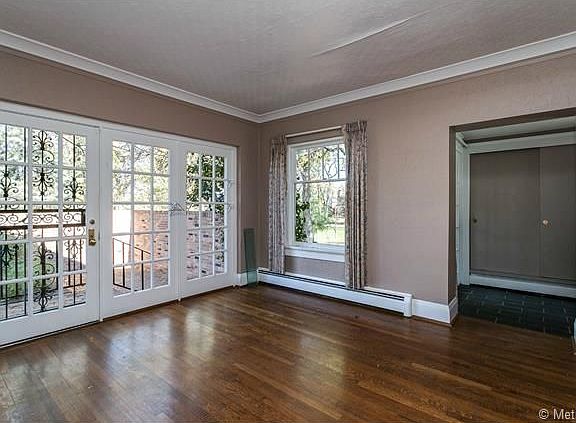 4th image of 307 Clermont St