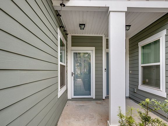 2nd image of 425 Servia Dr #1