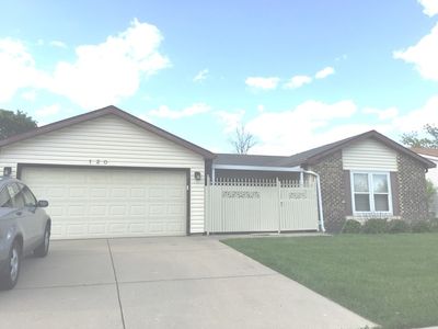 120 Brookside Dr, Glendale Heights, IL, 60139