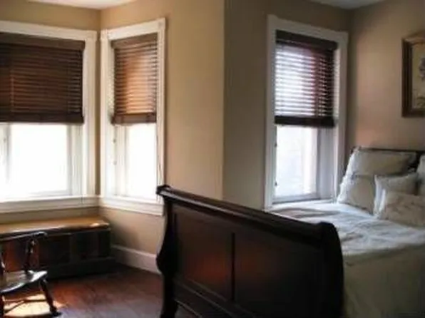 512 D St NE, Washington, DC 20002