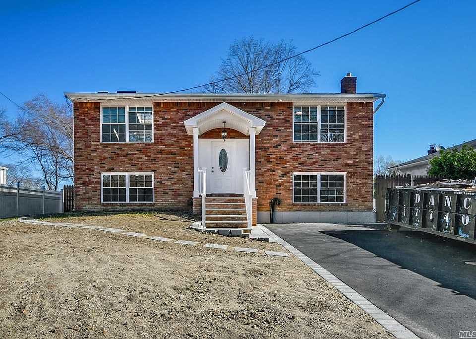 1st image of 351 Woodlawn Ave