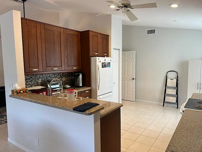 10596 Sunset Isles Ct — Photo 6