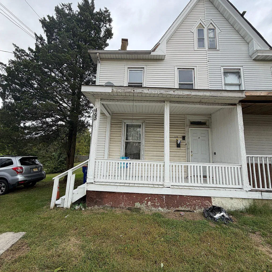 3 bed, 1.0 bath, 1000 sqft, $1,600 — Photo 2