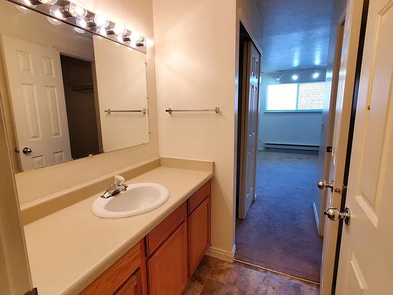 717 N South St #723-600 — Photo 7