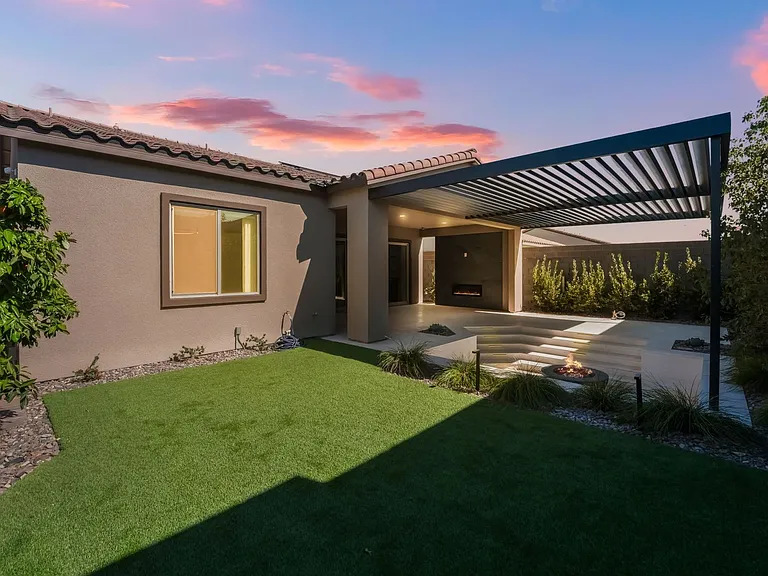 10149 Zeta Tucana St — Photo 35