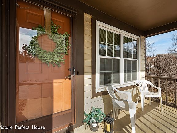 3rd image of 1826 Appaloosa Dr #1826