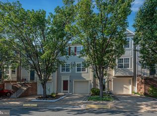 508 Kalmia Sq NE, Leesburg, VA 20176
