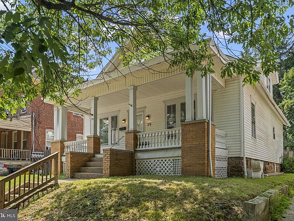 3rd image of 39 Maple Ave
