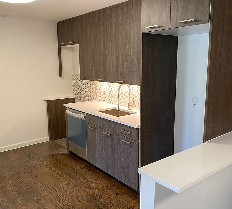 1st image of 539 9th Ave #2FL4