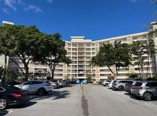 3090 N Course Dr APT 708, Pompano Beach, FL 33069