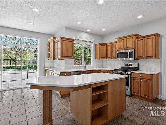2nd image of 12935 N Schicks Ridge Rd