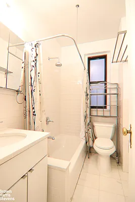 Rented by Brown Harris Stevens | media 20