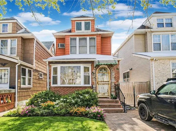 62-52 80th Road image 1 of 15