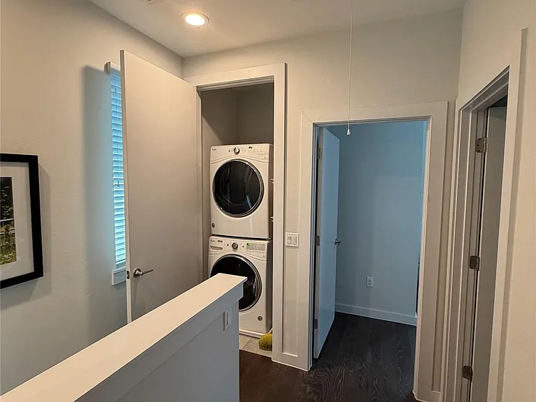 3612 Clary Way — Photo 13