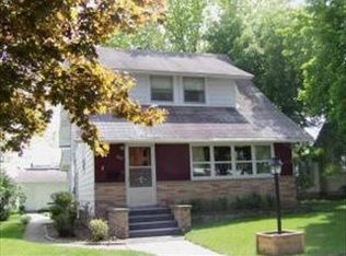 303 4th Ave W, Ellendale, MN 56026