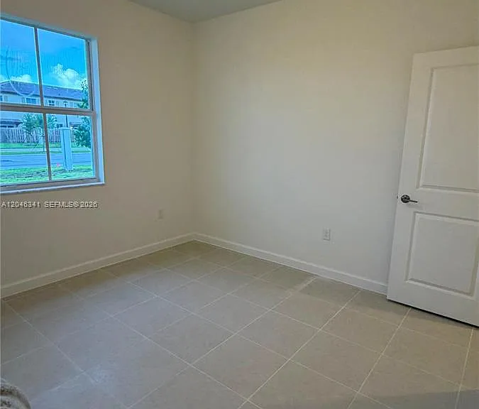 2475 SE 29th Dr — Photo 41