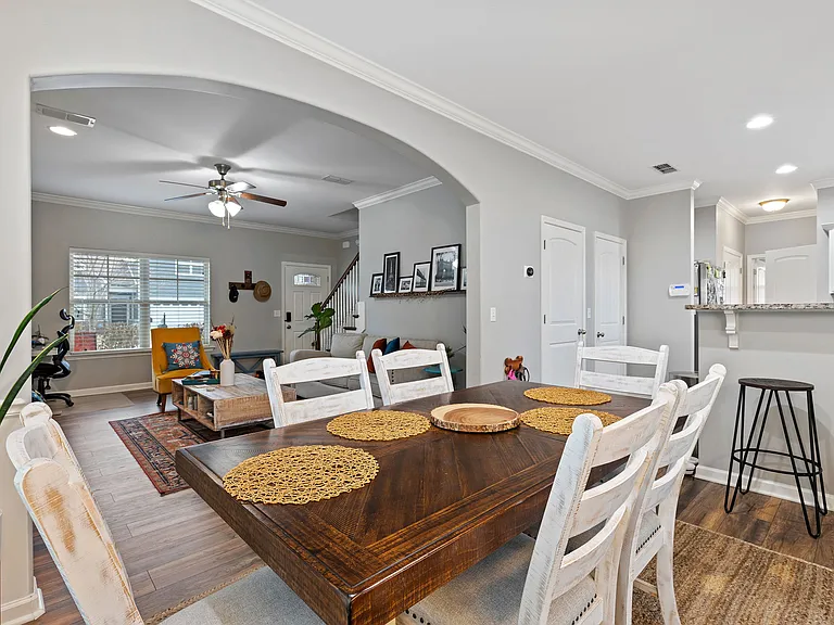 3213 Mapleside Ln — Photo 15