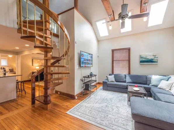 403 W 9th St, Charlotte, NC 28202