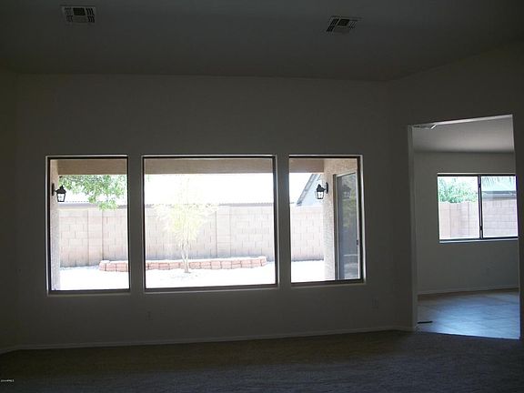 5th image of 15269 W Crocus Dr
