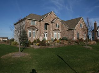 7511 Rose Hill Ct, Yorkville, IL 60560