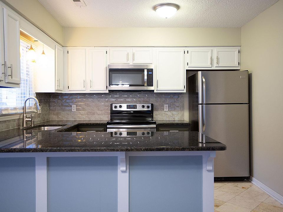 1st image of 108 W Victoria Ct APT C