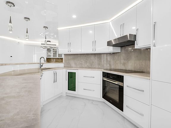 4th image of 550 S Ocean Boulevard #1205