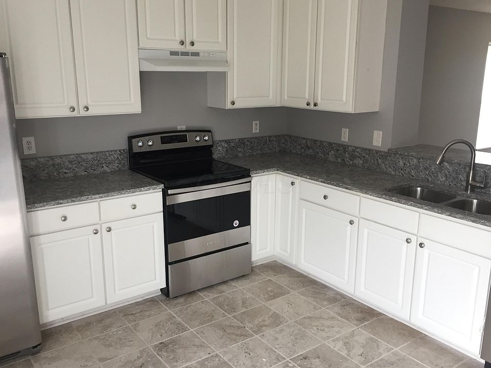 1st image of 8376 Sawmill Green Dr