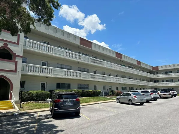 2284 Spanish Dr APT 44, Clearwater, FL 33763