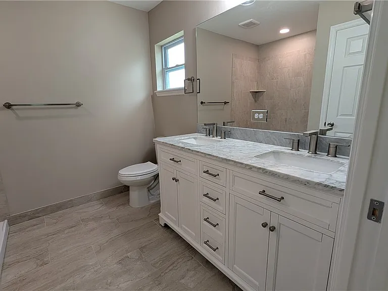 7708 N Paris Dr — Photo 24