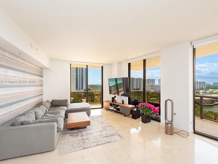 16275 Collins Ave #804 — Photo 9