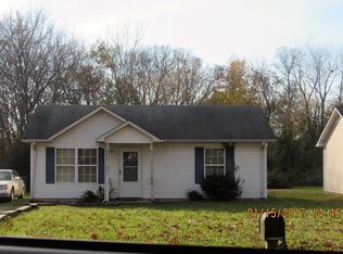 626 Stateline Rd, Oak Grove, KY 42262