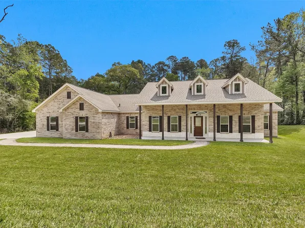 150 Sky Oak Ln, Huntsville, TX 77340