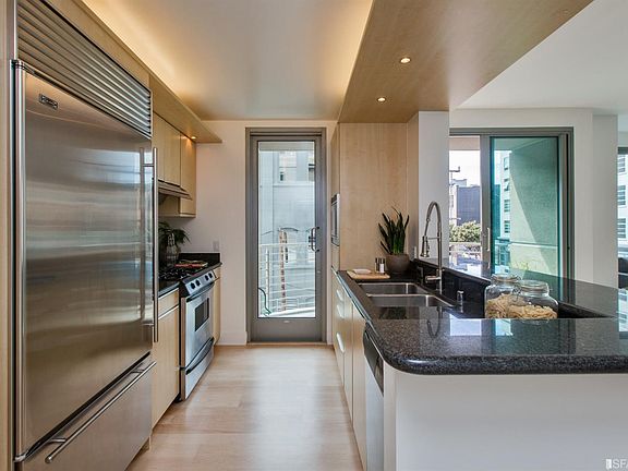 2nd image of 239 Brannan St Unit 3D