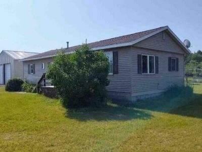 10475 E Laketon Ave, Ravenna, MI, 49451