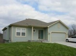 6230 N Bell Ct, Kansas City, MO 64151
