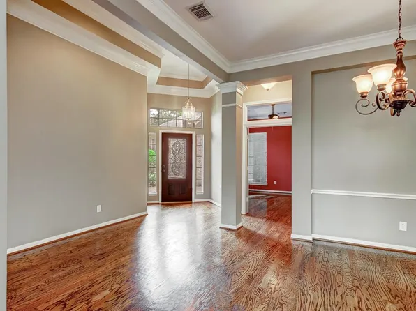 13902 Holly Lynn Ln, Houston, TX 77077