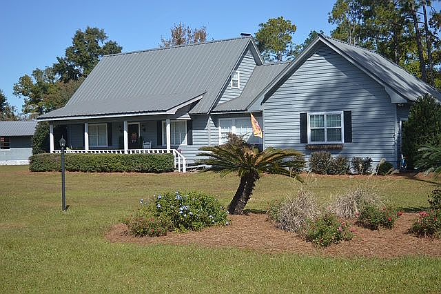 1st image of 108 Cypress Cir