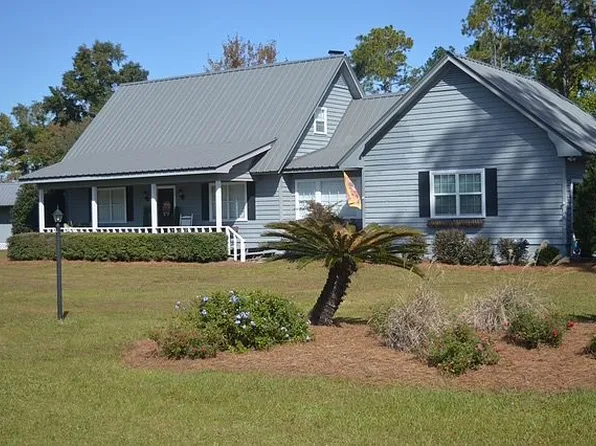 108 Cypress Cir, Bainbridge, GA 39819