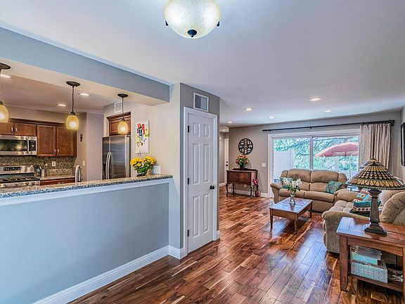 4th image of 5319 Argos St