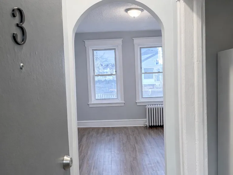 3905 Ventnor Ave #3 — Photo 3