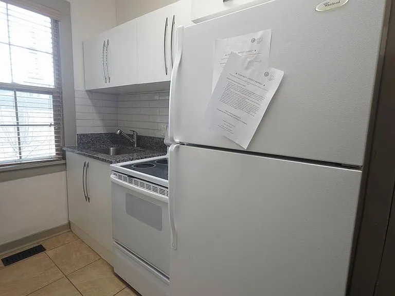 1000 Carteret Ave #3 — Photo 7