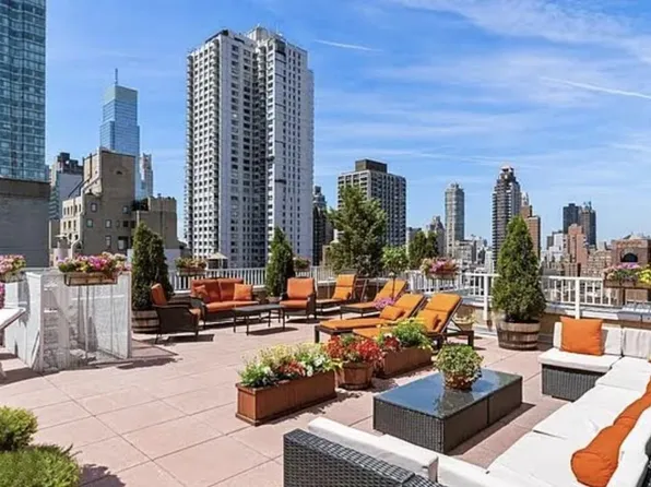 345 East 56th Street 21C image 9 of 9