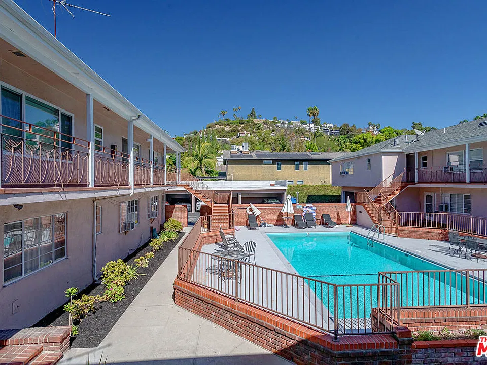 4141 Los Feliz Blvd #25