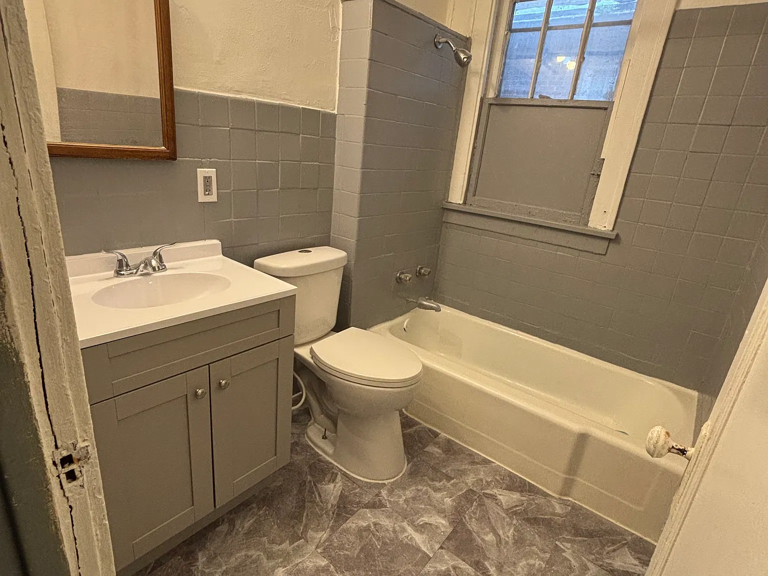 2 bed, 965 sqft, $1,250 — Photo 4