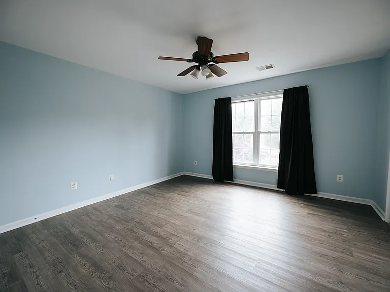 1832 Woods Edge Dr NE — Photo 19