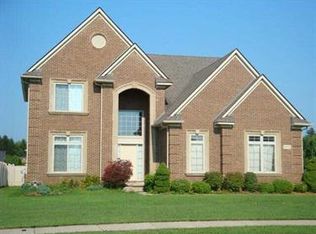 12371 Matthews St, Carleton, MI 48117