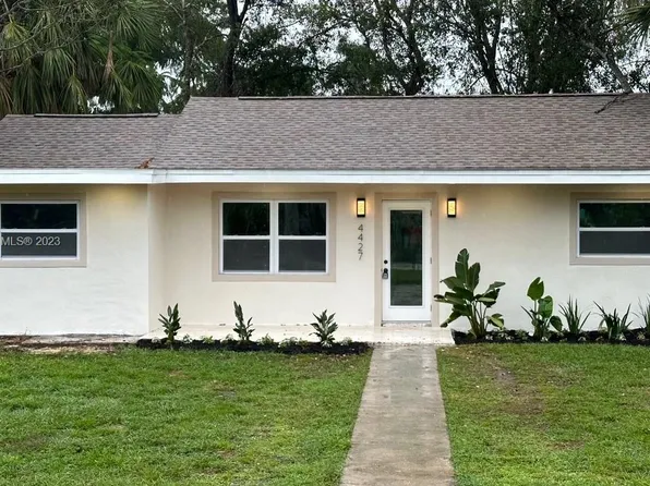 4427 Tuscaloosa St, Fort Myers, FL 33905