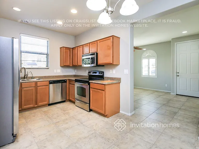 451 S Hawes Rd #76 — Photo 6
