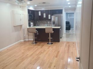 2912 Hering Ave, Bronx, NY 10469