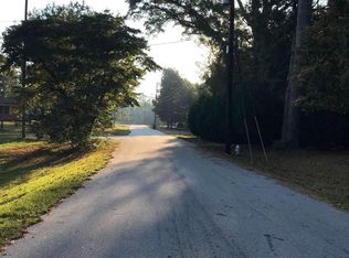 2733 SW Lakeview Dr, Conyers, GA 30094